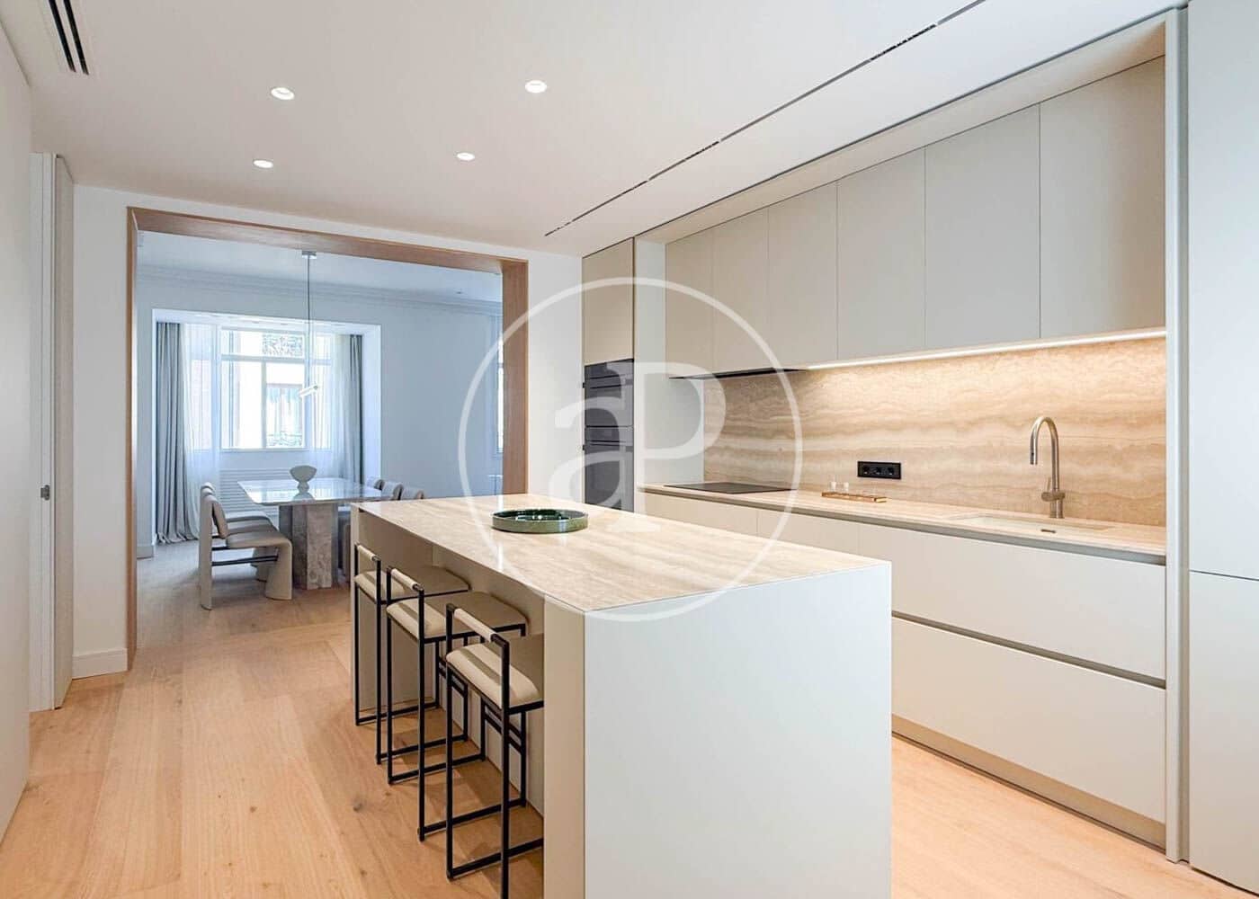 3 makuuhuone Huoneisto myytävänä paikassa Madrid kaupunki - 2 980 000 € (Ref: 10032090)