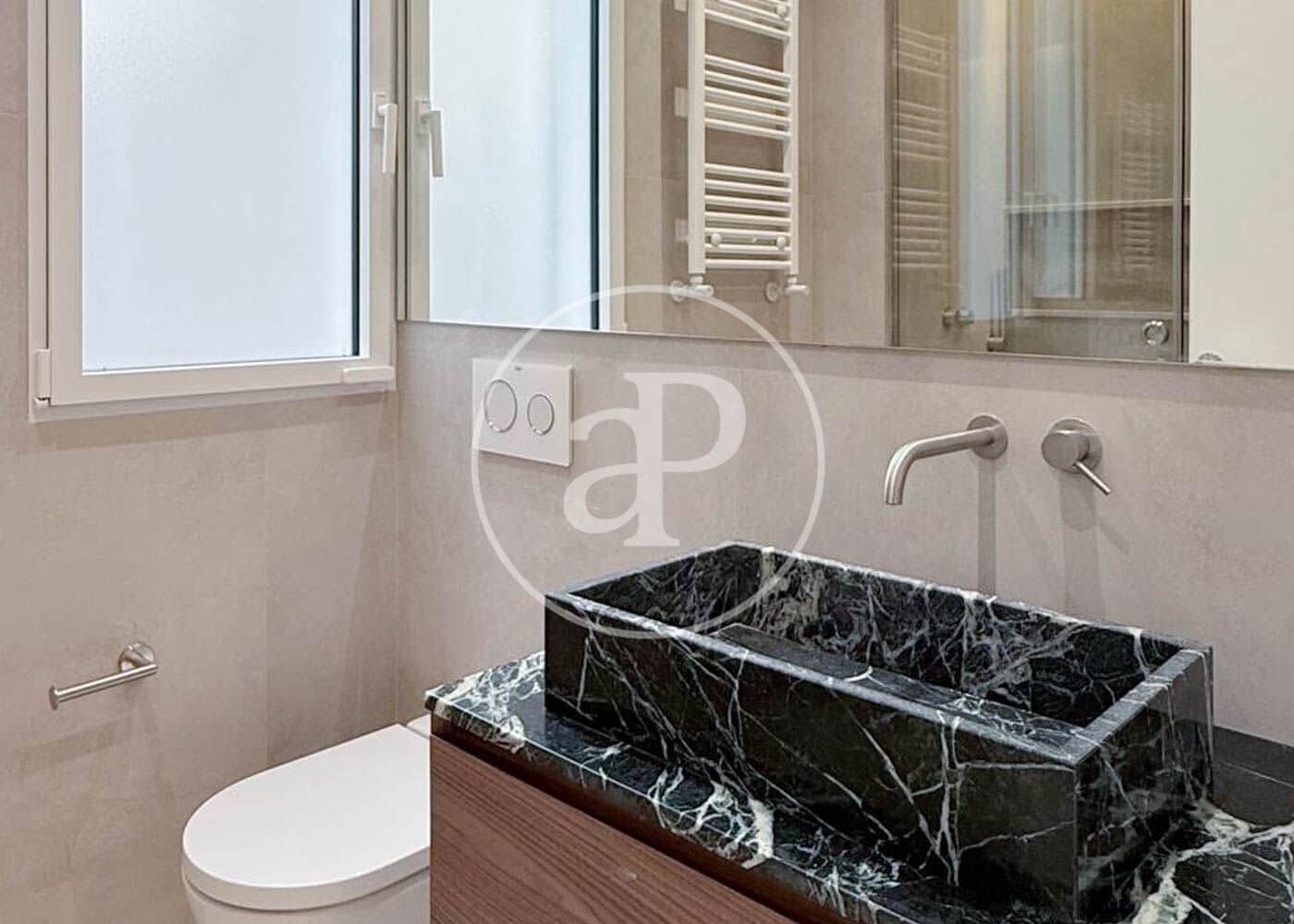 3 makuuhuone Huoneisto myytävänä paikassa Madrid kaupunki - 2 980 000 € (Ref: 10032090)