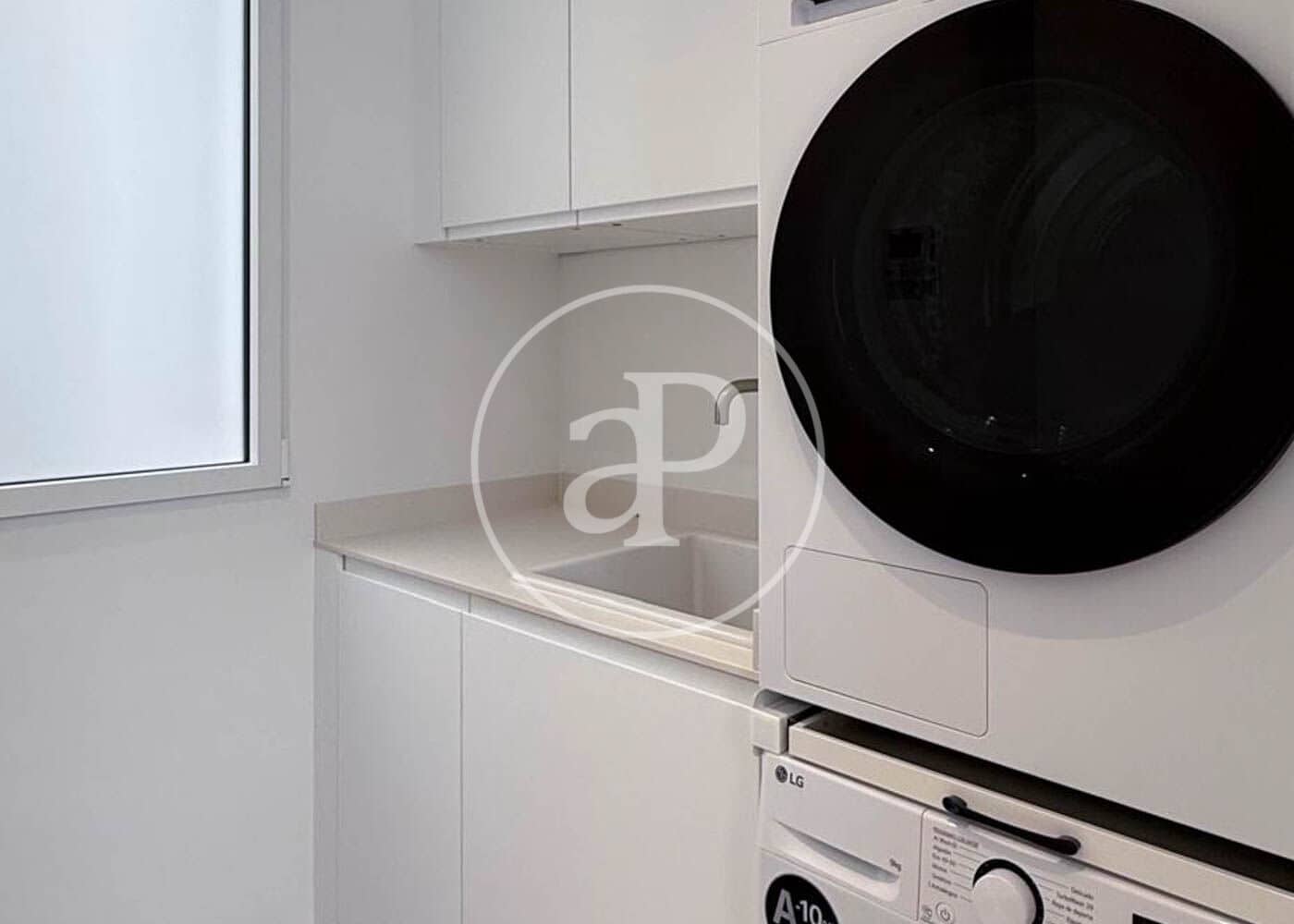 3 makuuhuone Huoneisto myytävänä paikassa Madrid kaupunki - 2 980 000 € (Ref: 10032090)