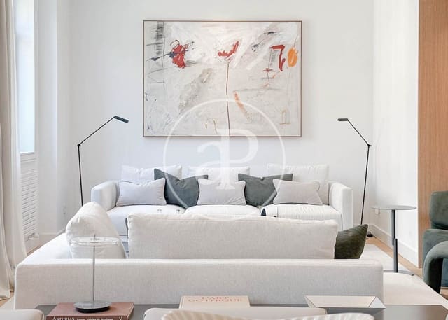 3 makuuhuone Huoneisto myytävänä paikassa Recoletos, Madrid kaupunki - 2 980 000 € (Ref: 10032090)