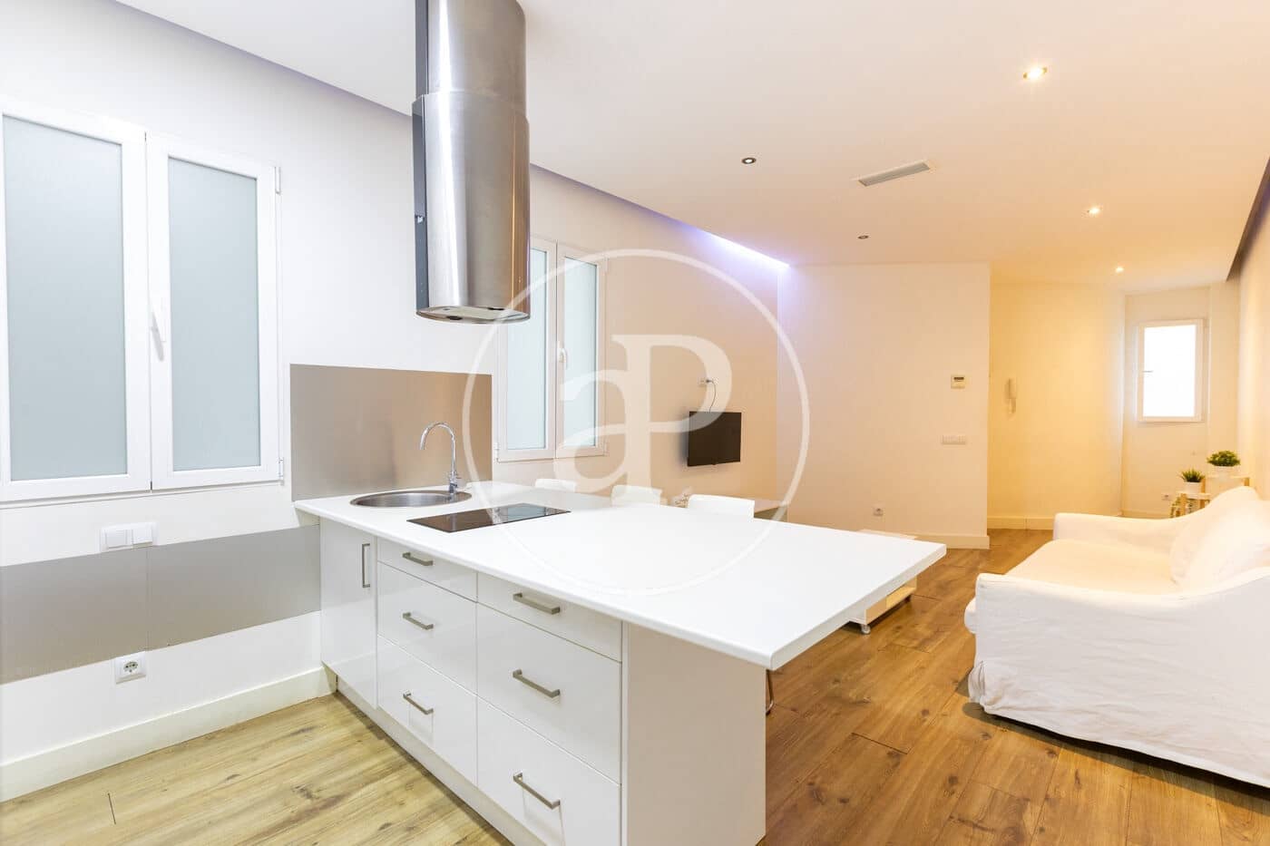 Appartement de 1 chambre à louer à Madrid ville - 1 700 € (Ref: 10032092)