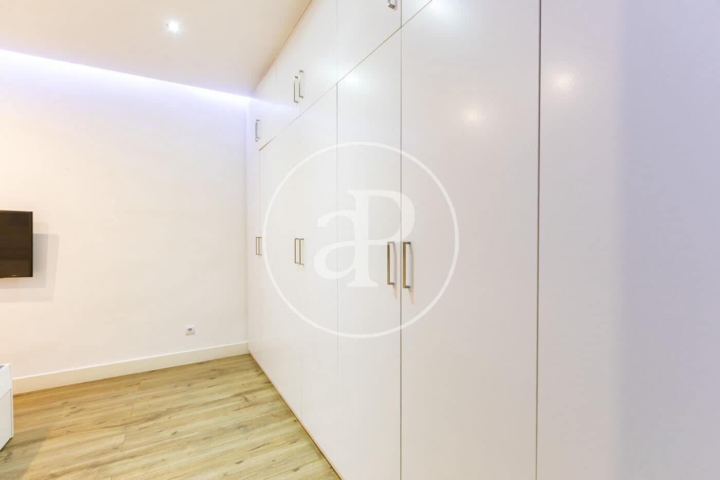 Appartement de 1 chambre à louer à Madrid ville - 1 700 € (Ref: 10032092)