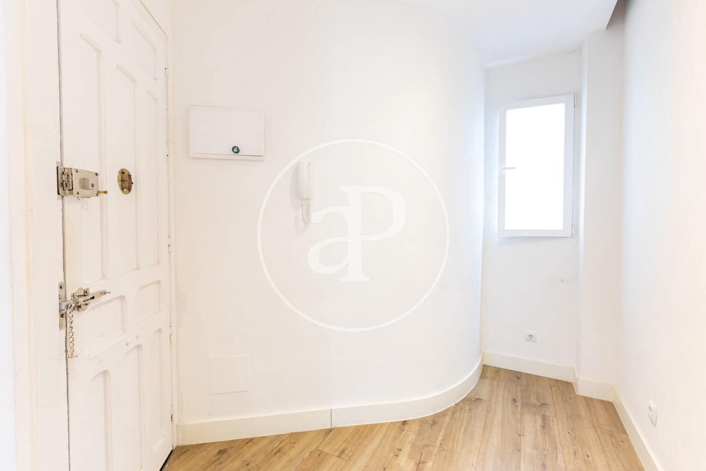 Appartement de 1 chambre à louer à Madrid ville - 1 700 € (Ref: 10032092)