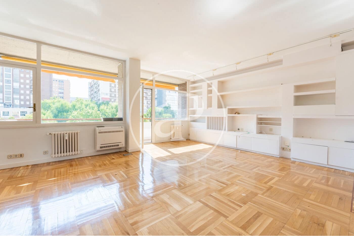 4 sypialnia Apartament na sprzedaż w Miasto Madryt - 1 225 000 € (Ref: 10032093)