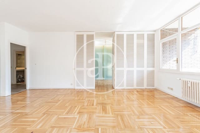 4 sypialnia Apartament na sprzedaż w Cuatro Caminos, Miasto Madryt - 1 225 000 € (Ref: 10032093)