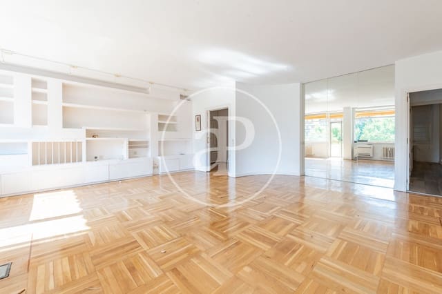 4 sypialnia Apartament na sprzedaż w Cuatro Caminos, Miasto Madryt - 1 225 000 € (Ref: 10032093)