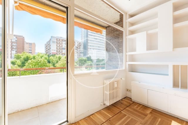 4 sypialnia Apartament na sprzedaż w Cuatro Caminos, Miasto Madryt - 1 225 000 € (Ref: 10032093)