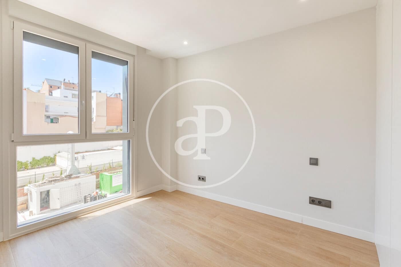 2 Zimmer Apartment zu vermieten in Madrid Stadt mit Pool - 2.000 € (Ref: 10032094)