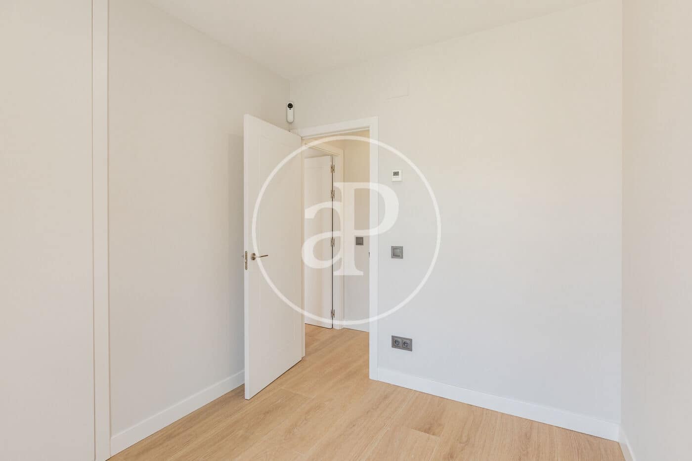 2 Zimmer Apartment zu vermieten in Madrid Stadt mit Pool - 2.000 € (Ref: 10032094)