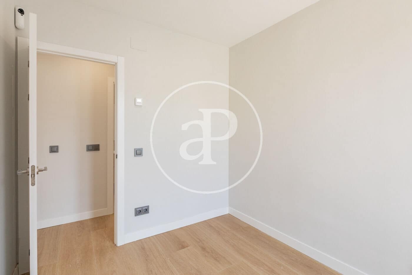 2 Zimmer Apartment zu vermieten in Madrid Stadt mit Pool - 2.000 € (Ref: 10032094)