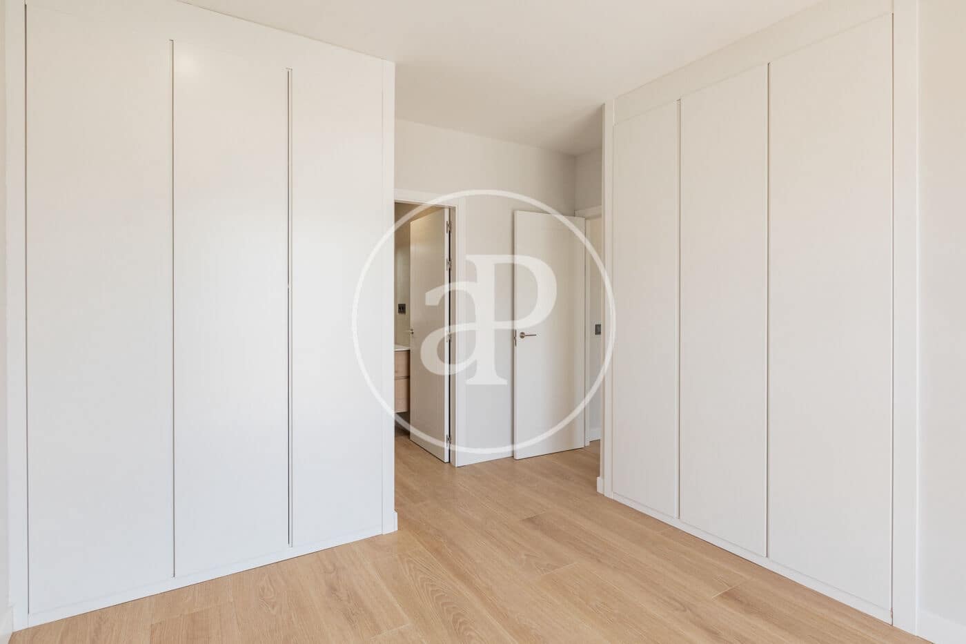 2 Zimmer Apartment zu vermieten in Madrid Stadt mit Pool - 2.000 € (Ref: 10032094)