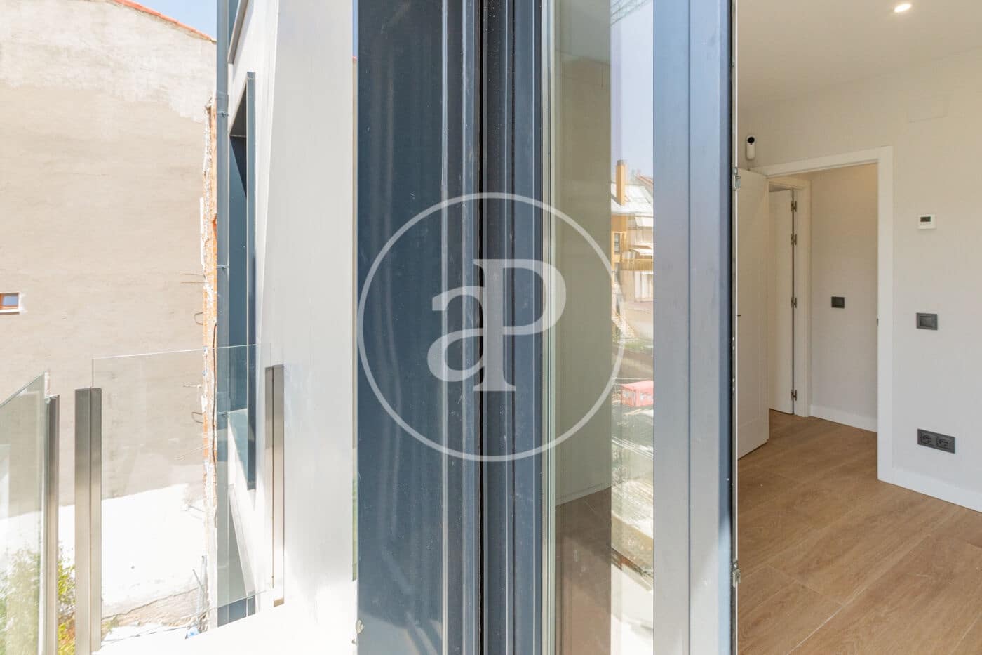 2 Zimmer Apartment zu vermieten in Madrid Stadt mit Pool - 2.000 € (Ref: 10032094)