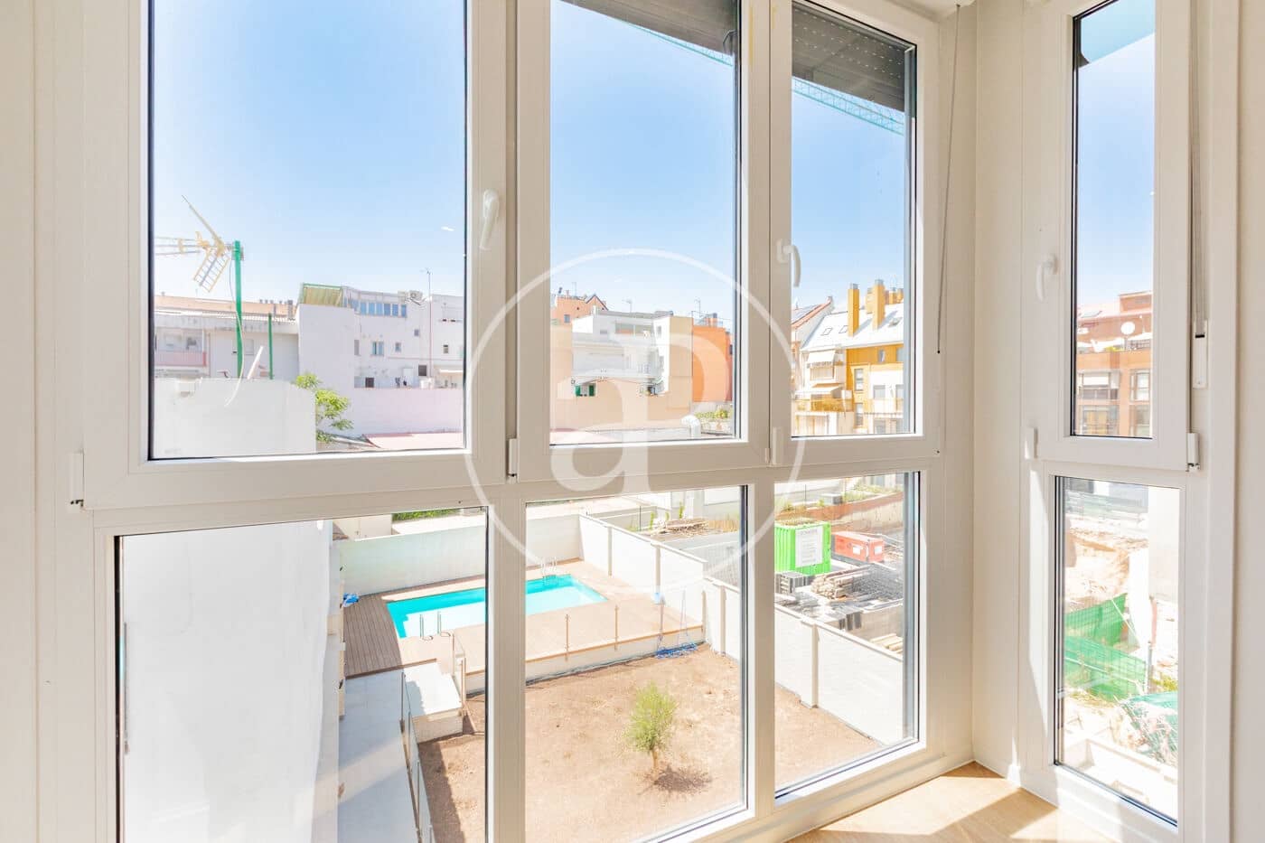 2 Zimmer Apartment zu vermieten in Madrid Stadt mit Pool - 2.000 € (Ref: 10032094)