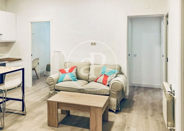 4 quarto Apartamento para arrendar em Cuatro Caminos, Madrid cidade - 3 400 € (Ref: 10032095)