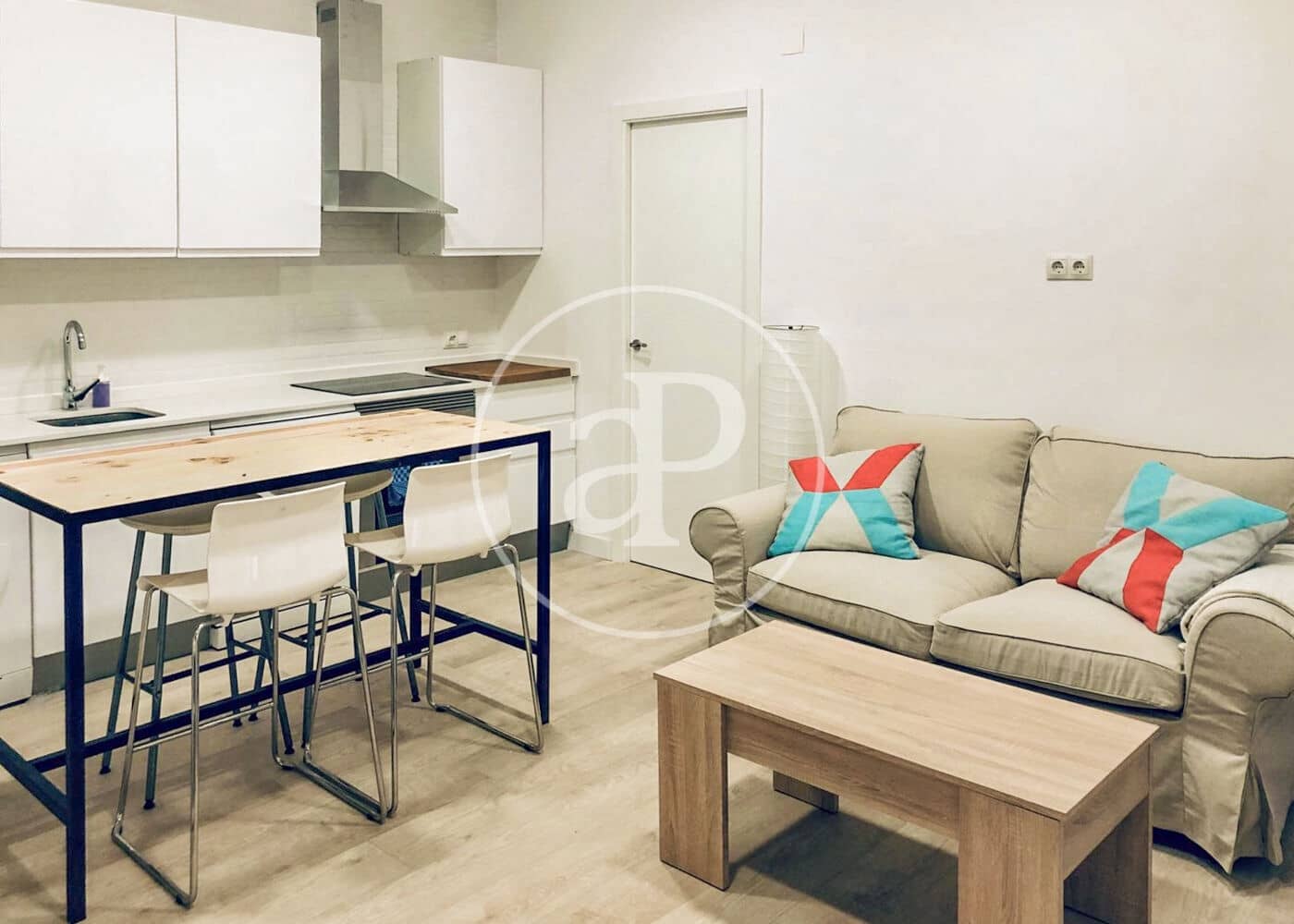 4 bedroom Apartment for rent in Madrid city - € 3,400 (Ref: 10032095)