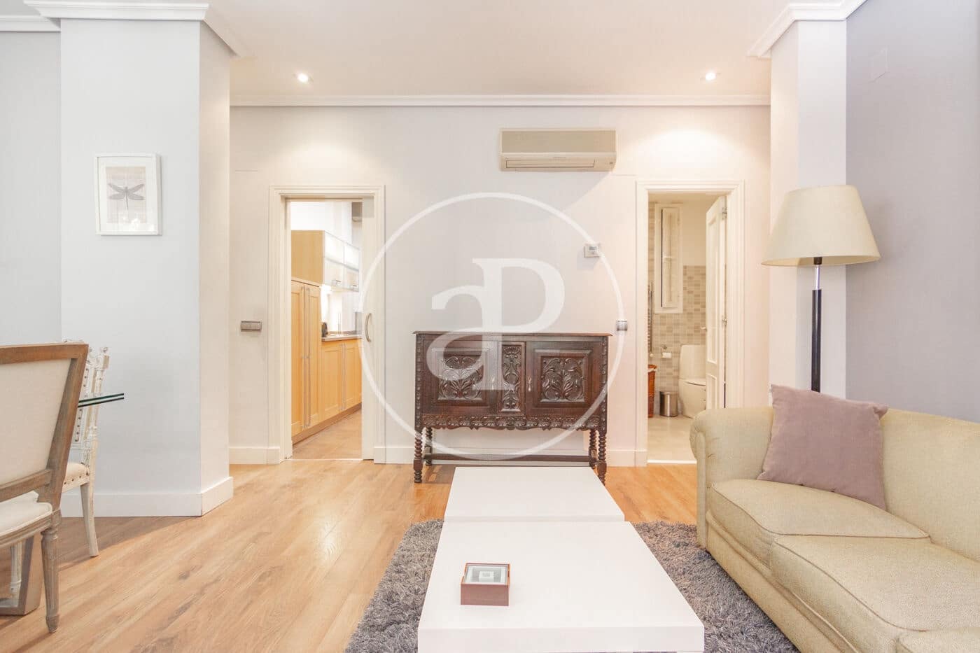 Appartement de 2 chambres à louer à Madrid ville - 2 400 € (Ref: 10034023)