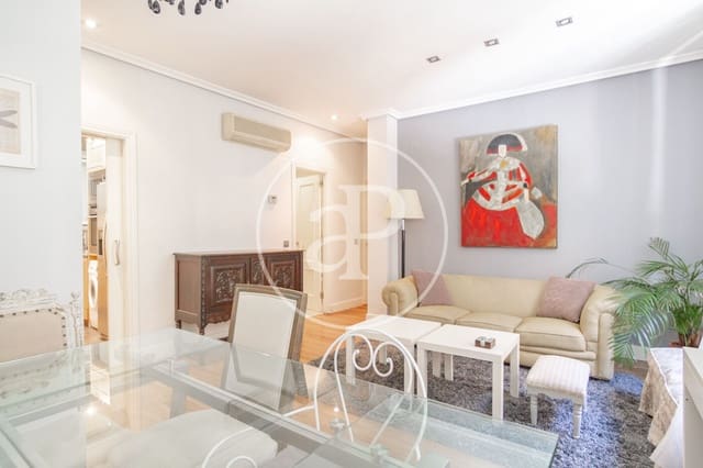 Appartement de 2 chambres à louer à Castellana, Madrid ville - 2 400 € (Ref: 10034023)