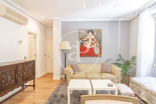 Appartement de 2 chambres à louer à Castellana, Madrid ville - 2 400 € (Ref: 10034023)