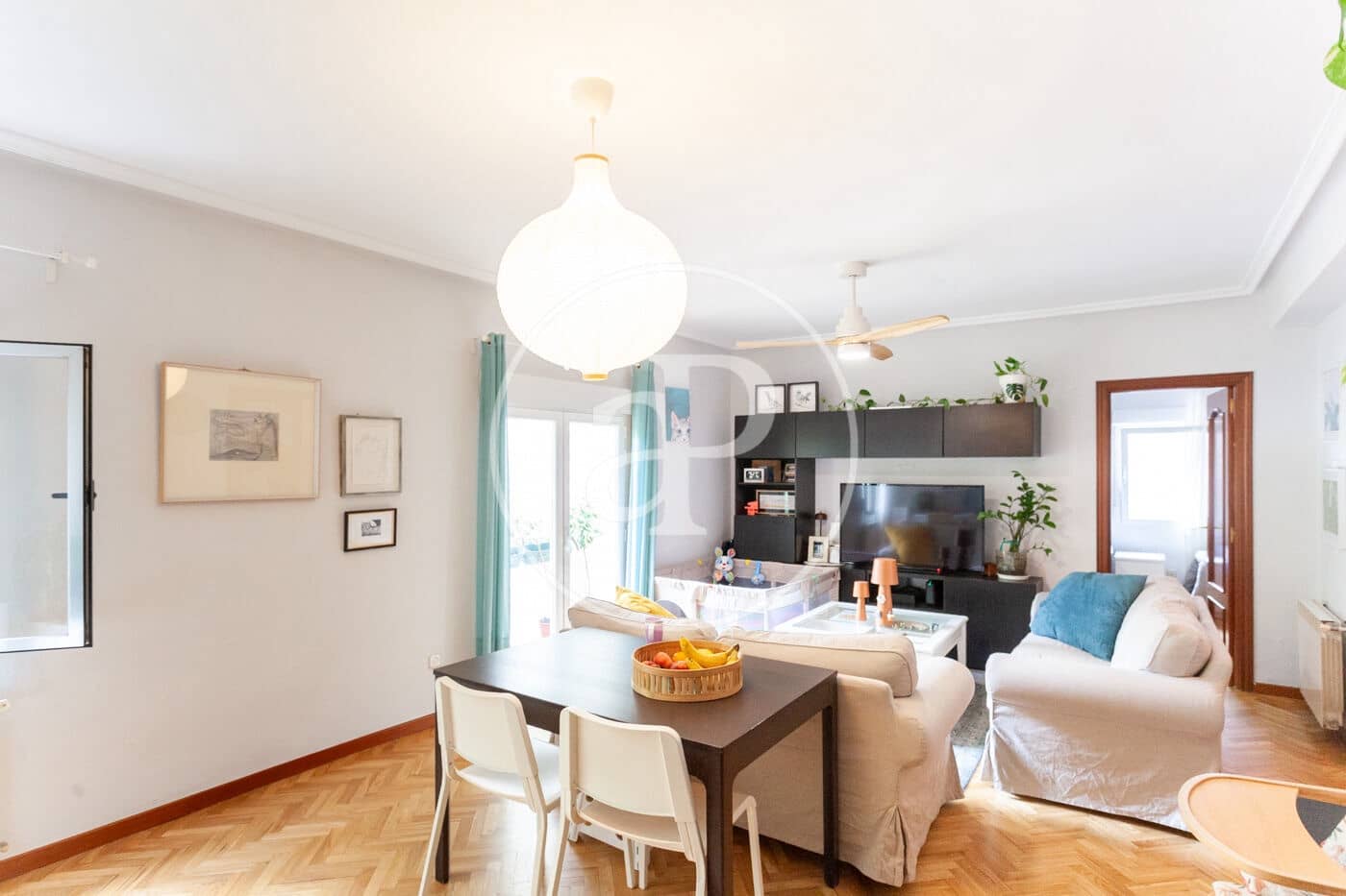 2 sypialnia Apartament do wynajęcia w Miasto Madryt - 1 800 € (Ref: 10034024)