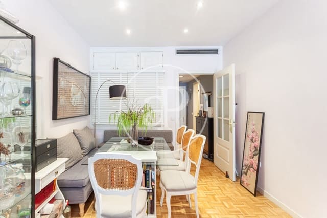 1 sypialnia Apartament na sprzedaż w Delicias, Miasto Madryt z basenem - 490 000 € (Ref: 10035428)