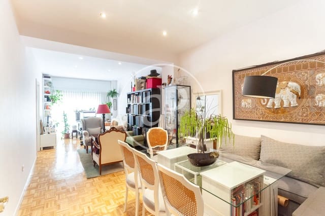 1 sypialnia Apartament na sprzedaż w Delicias, Miasto Madryt z basenem - 490 000 € (Ref: 10035428)