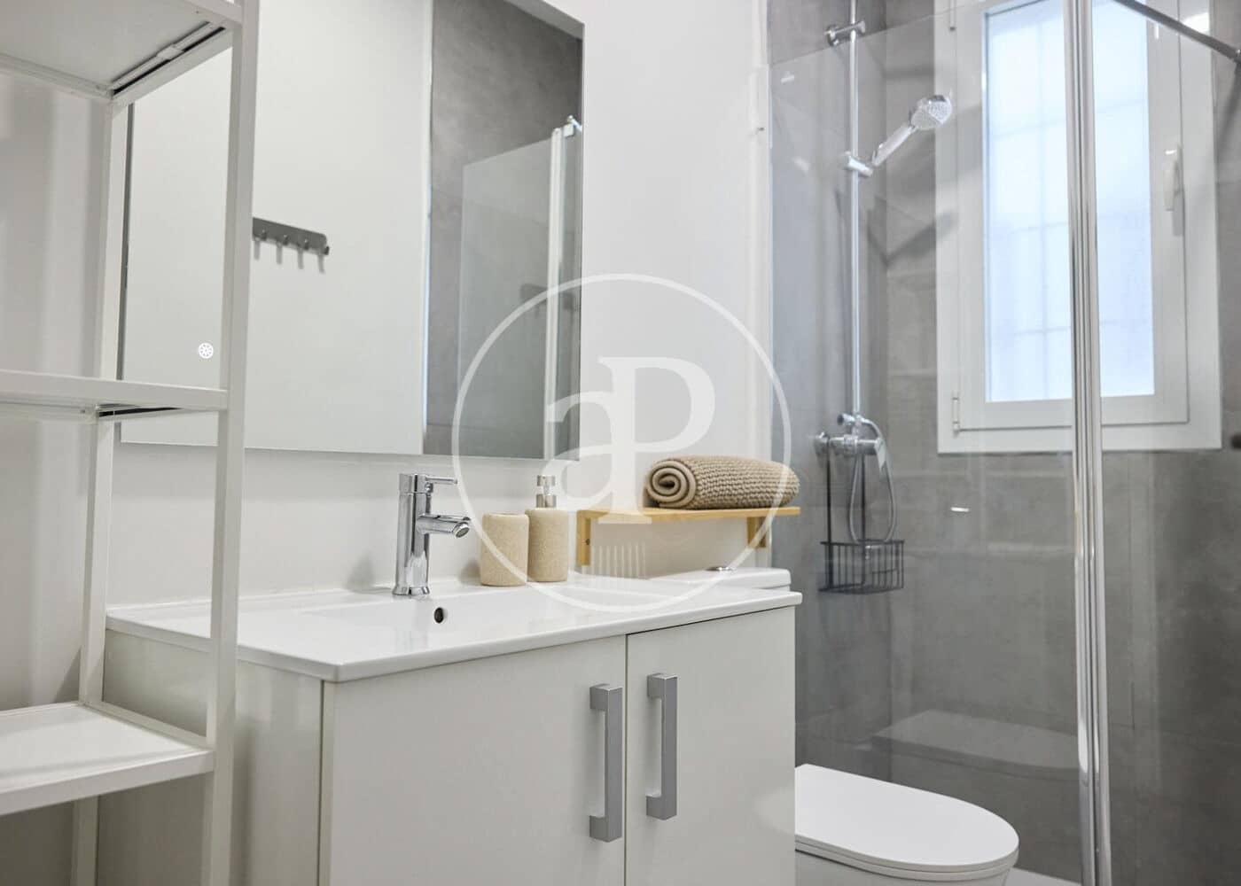 2 quarto Apartamento para venda em Madrid cidade - 570 000 € (Ref: 10035429)