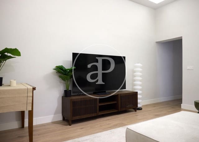 2 sypialnia Apartament na sprzedaż w Universidad, Miasto Madryt - 570 000 € (Ref: 10035429)