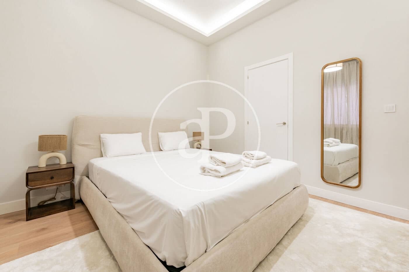 2 bedroom Apartment for sale in Madrid city - € 570,000 (Ref: 10035429)