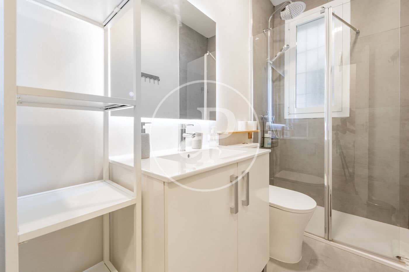 2 bedroom Apartment for sale in Madrid city - € 570,000 (Ref: 10035429)