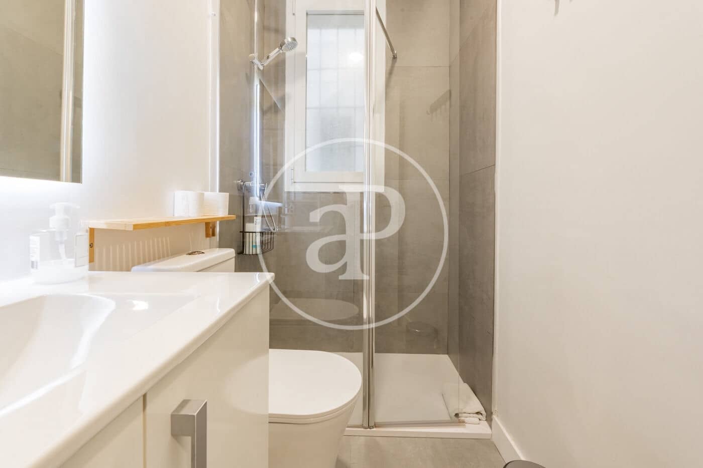 2 bedroom Apartment for sale in Madrid city - € 570,000 (Ref: 10035429)