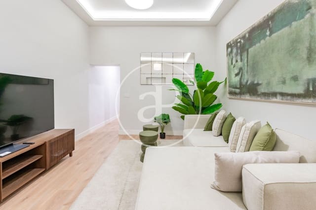Apartamento de 2 habitaciones en Universidad, Madrid ciudad en venta - 570.000 € (Ref: 10035429)