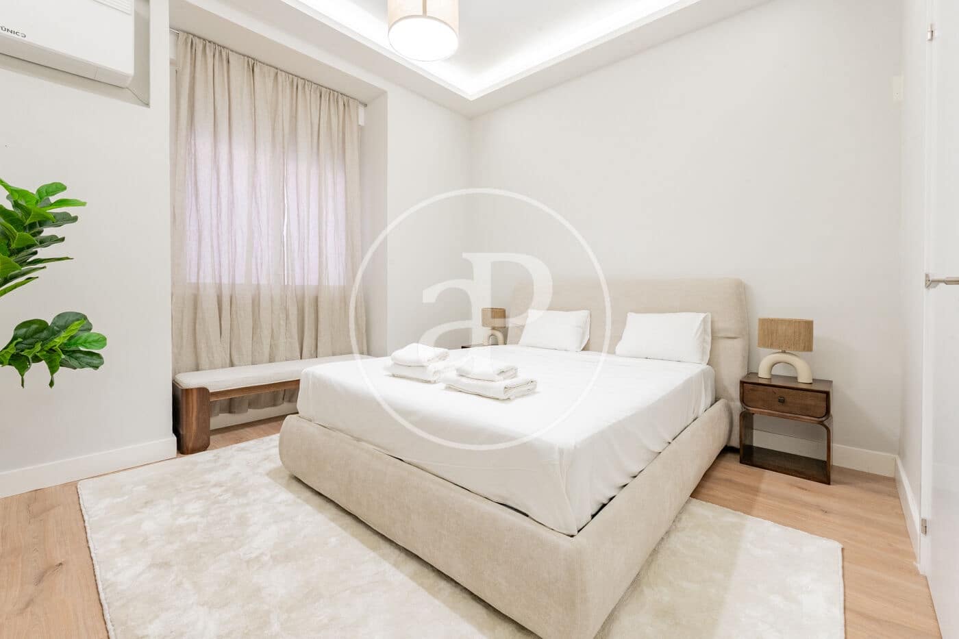 2 bedroom Apartment for sale in Madrid city - € 570,000 (Ref: 10035429)