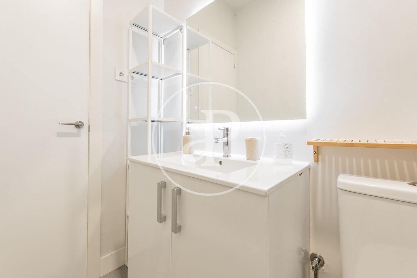 2 bedroom Apartment for sale in Madrid city - € 570,000 (Ref: 10035429)