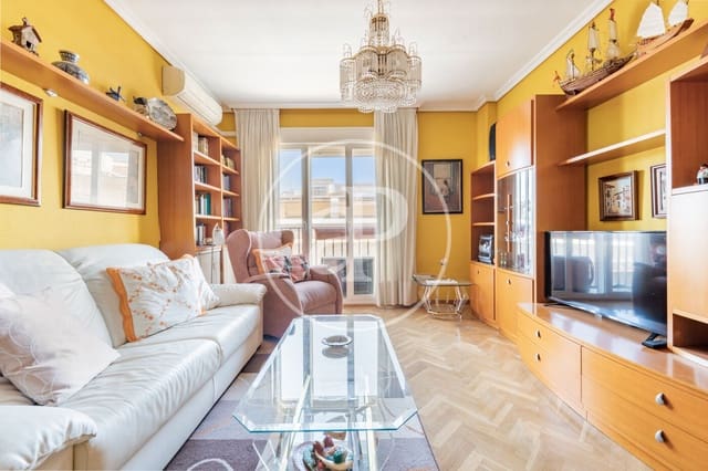 Apartamento de 2 habitaciones en Palacio, Madrid ciudad en venta con piscina - 790.000 € (Ref: 10035430)