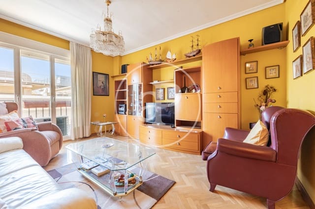 Apartamento de 2 habitaciones en Palacio, Madrid ciudad en venta con piscina - 790.000 € (Ref: 10035430)