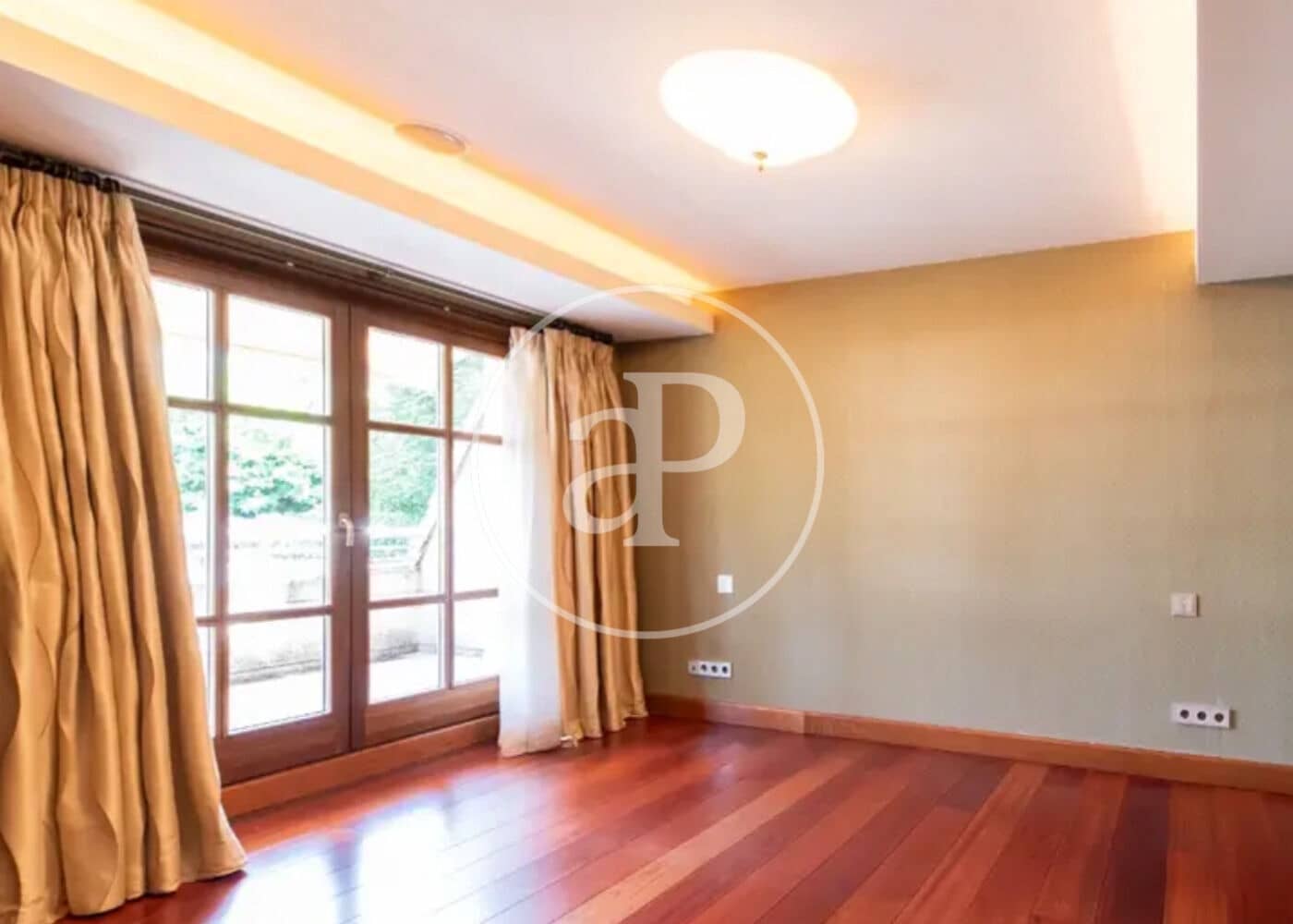 6 camera da letto Villa in vendita in Madrid citta con piscina - 5.500.000 € (Rif: 10037481)