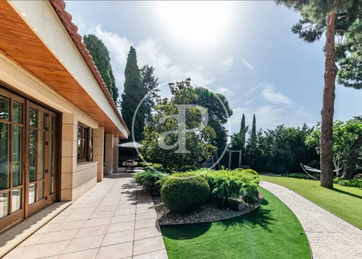6 camera da letto Villa in vendita in Madrid citta con piscina - 5.500.000 € (Rif: 10037481)