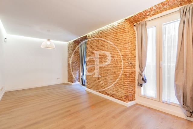 2 bedroom Apartment for sale in Palacio, Madrid city - € 600,000 (Ref: 10037482)