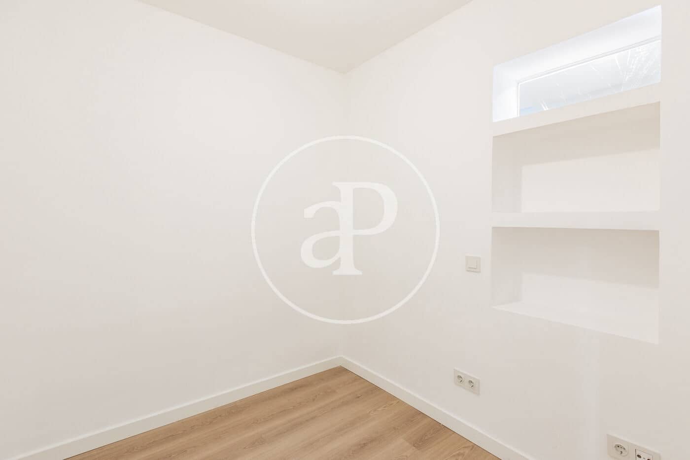 2 bedroom Apartment for sale in Madrid city - € 600,000 (Ref: 10037482)