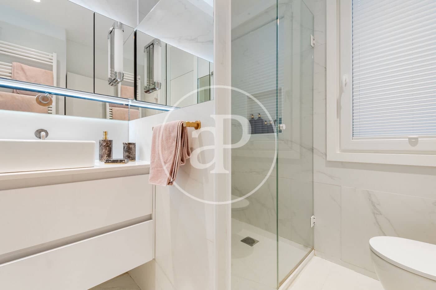 1 bedroom Apartment for sale in Madrid city - € 470,000 (Ref: 10037484)