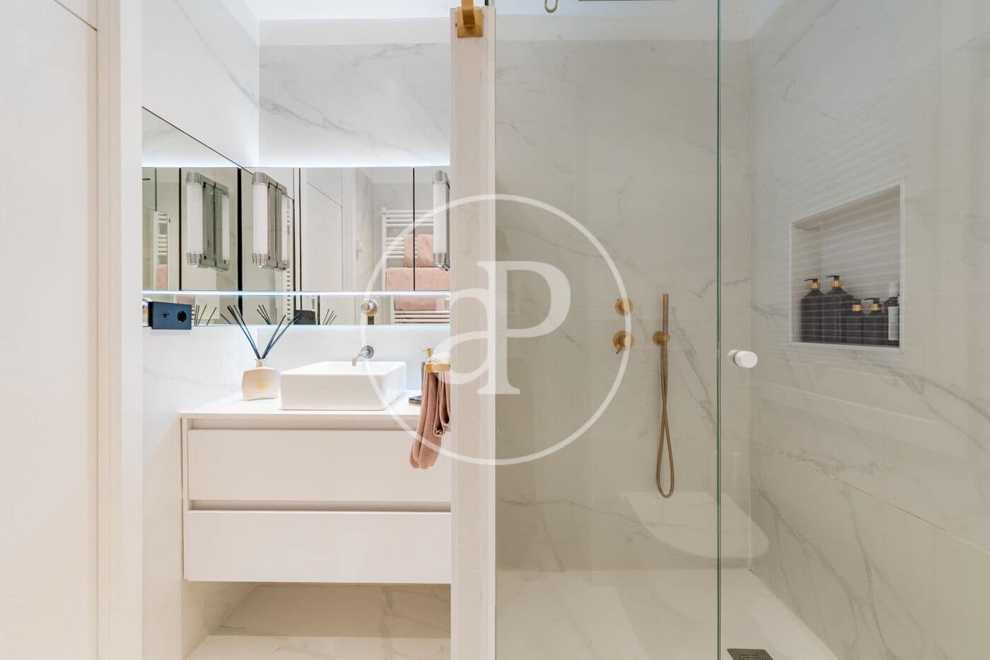 1 bedroom Apartment for sale in Madrid city - € 470,000 (Ref: 10037484)