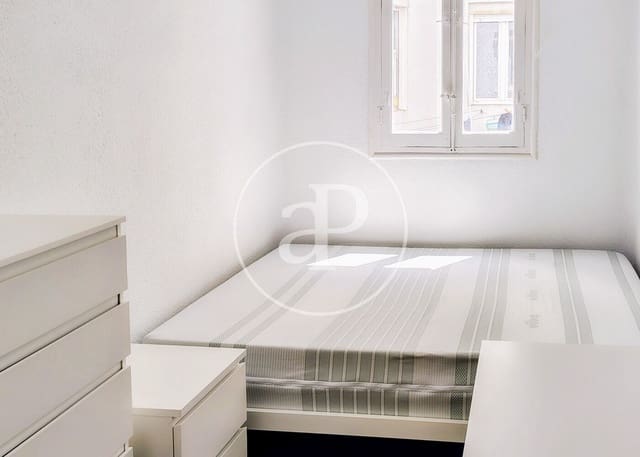 4 makuuhuone Huoneisto vuokrattavana paikassa Argüelles, Madrid kaupunki - 2 700 € (Ref: 10041178)