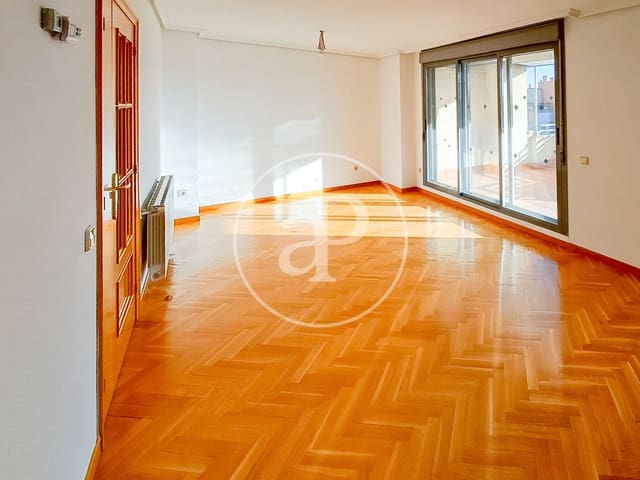 2 chambre Penthouse à vendre à Canillejas, Madrid ville - 585 000 € (Ref: 10043070)