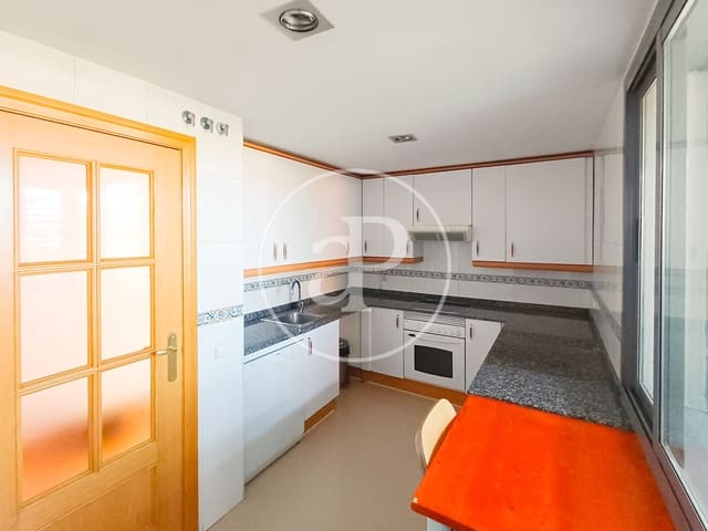 2 chambre Penthouse à vendre à Canillejas, Madrid ville - 585 000 € (Ref: 10043070)