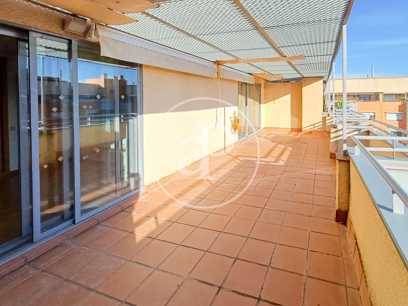 2 chambre Penthouse à vendre à Madrid ville avec piscine - 585 000 € (Ref: 10043070)