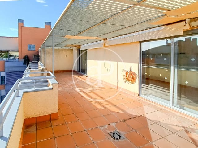 2 chambre Penthouse à vendre à Canillejas, Madrid ville - 585 000 € (Ref: 10043070)