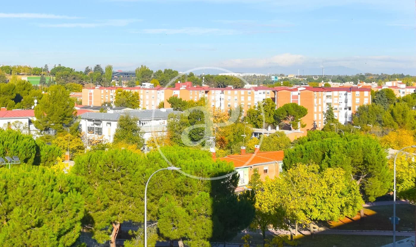 2 chambre Penthouse à vendre à Madrid ville avec piscine - 585 000 € (Ref: 10043070)