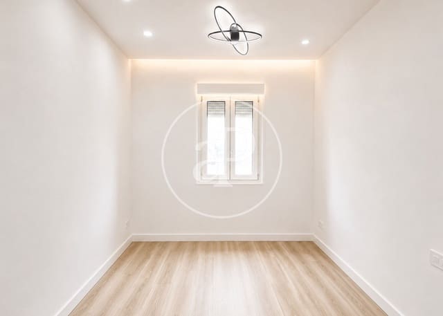 4 slaapkamer Appartement te koop in Jerónimos, Madrid stad - € 1.350.000 (Ref: 10043072)