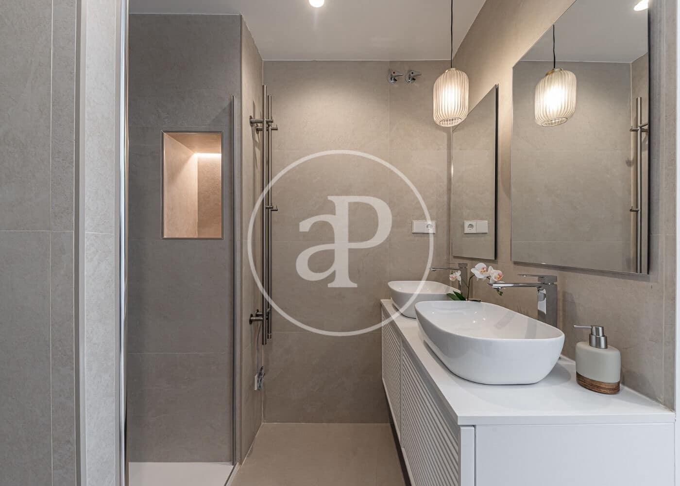 3 makuuhuone Huoneisto myytävänä paikassa Madrid kaupunki - 1 140 000 € (Ref: 10043074)