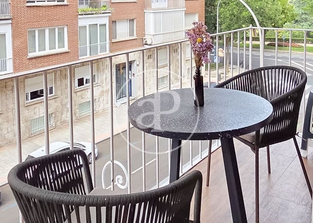 3 sypialnia Apartament do wynajęcia w Argüelles, Miasto Madryt - 2 800 € (Ref: 10044860)